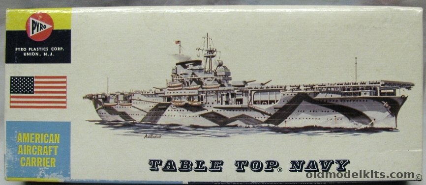 Pyro 1/1200 USS Lexington Aircraft Carrier - Essex Class - Table Top Navy, C390-50 plastic model kit